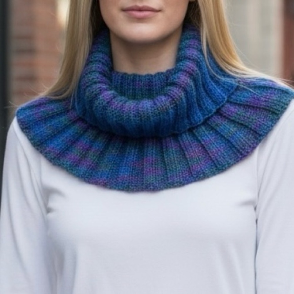 Cowl Scarf Hand Crafted Chunky Knit Winter Essential Blue Purple Turtleneckck
